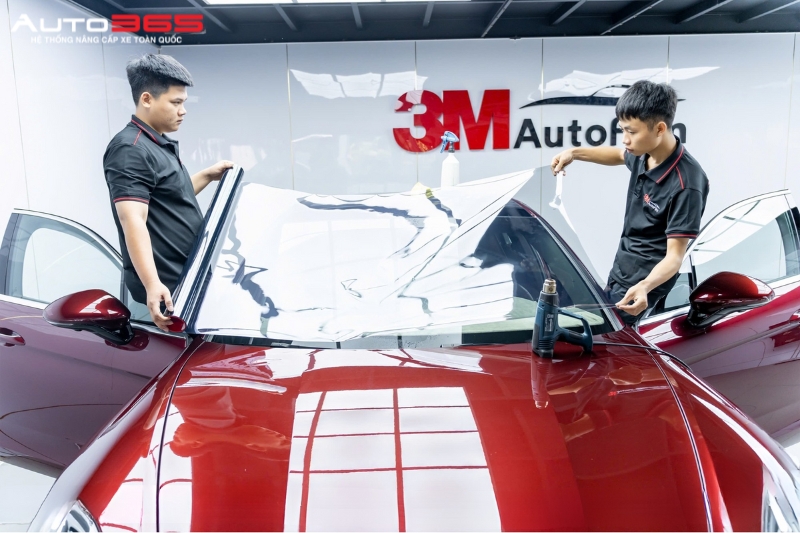 dan-phim-cach-nhiet-o-to-tai-auto365-bien-hoa-cn1.jpg