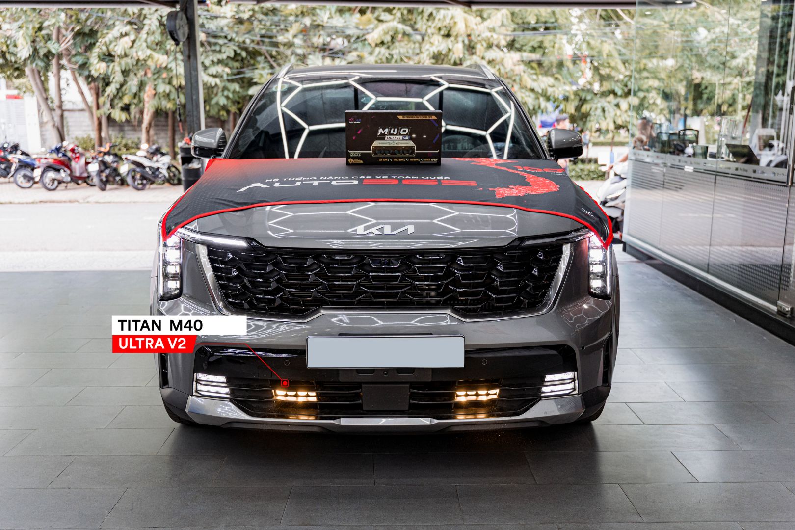 Kia Sorento nâng cấp Titan M40 Ultra V2, góc chụp toàn xe