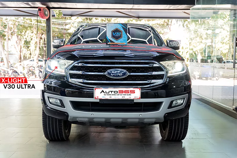 Ford Everest 2019 lắp X-Light V30 Ultra 2023 tại Auto365