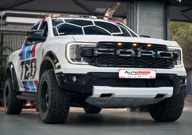 Ford Ranger XLS 2023 sau khi hoàn thiện X-Light F10 New 2025