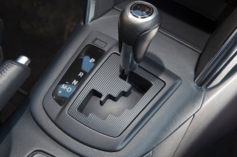 hieu-dung-ky-hieu-can-so-xe-tu-dong-lai-xe-an-toan-hon (1).jpg