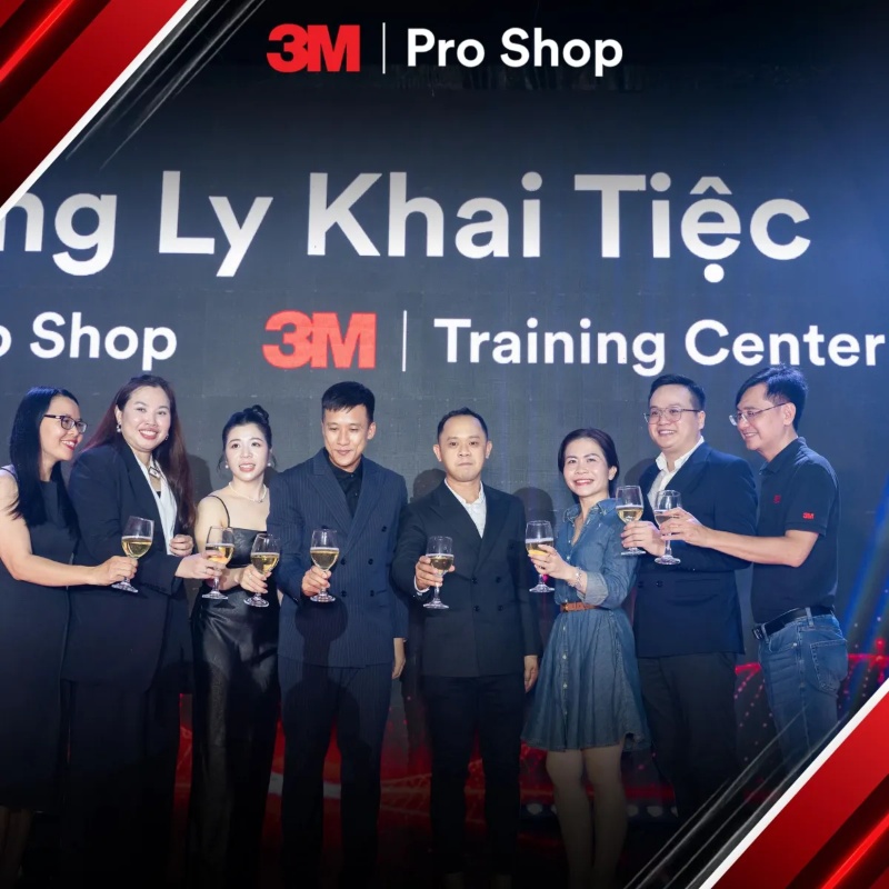 Auto365vn Hinh Anh Le Khai Truong 3m Pro Shop 3m Training Center 3jpg Img 6a3bbf8f0d11a6.75414569 Auto365vn