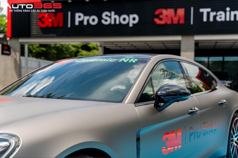 Auto365vn Hinh Anh Thuc Te Porsche Panamera Sau Khi Dan Phim Cach Nhiet 3m Ceramic Nr Tai Auto365vn Tru So Chinhjpg Img 6a471c51b77675.48217999 Auto365vn