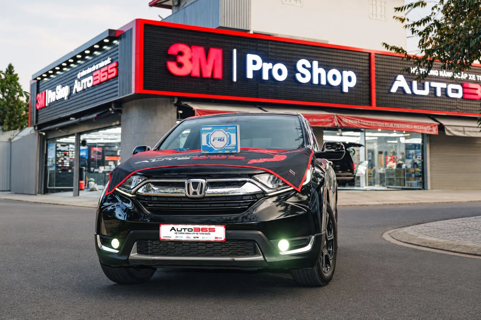 Honda CR-V 1.5L L 2018 sau khi lắp bi gầm X-Light F10 New tại Auto365 – Trụ Sở Chính.