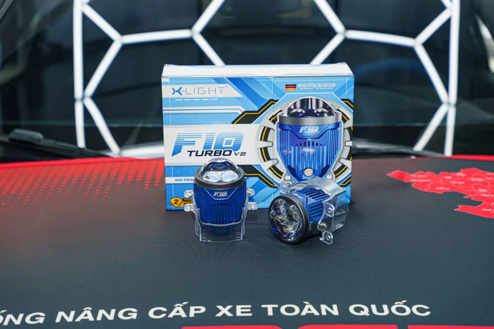 Cận cảnh hộp sản phẩm X-Light F10 Turbo V2 trên Honda CR-V G 2024