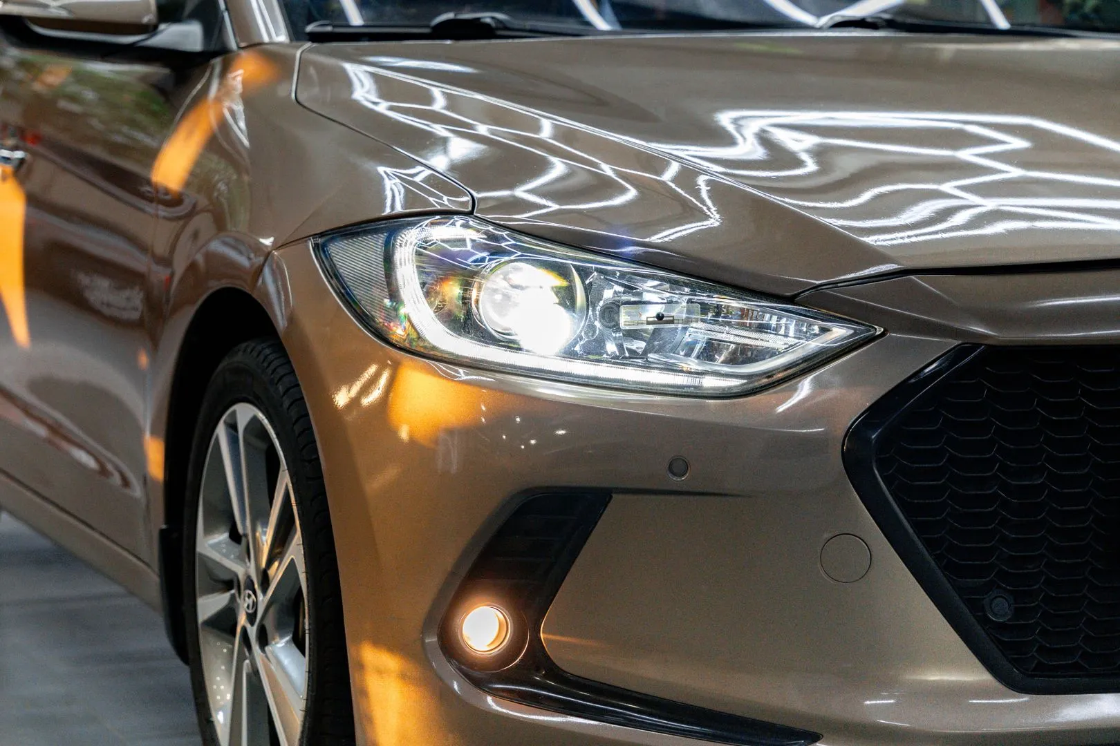 Chi tiết Hyundai Accent 2018 1.4 AT Đặc biệt khi nâng cấp X-Light V20 Base 2025, góc bên phải