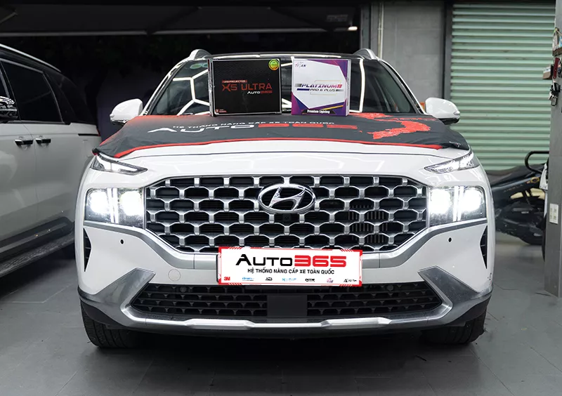 Hyundai Santa Fe 2022 lắp combo X5 Ultra và Titan Platinum Plus tại Auto365