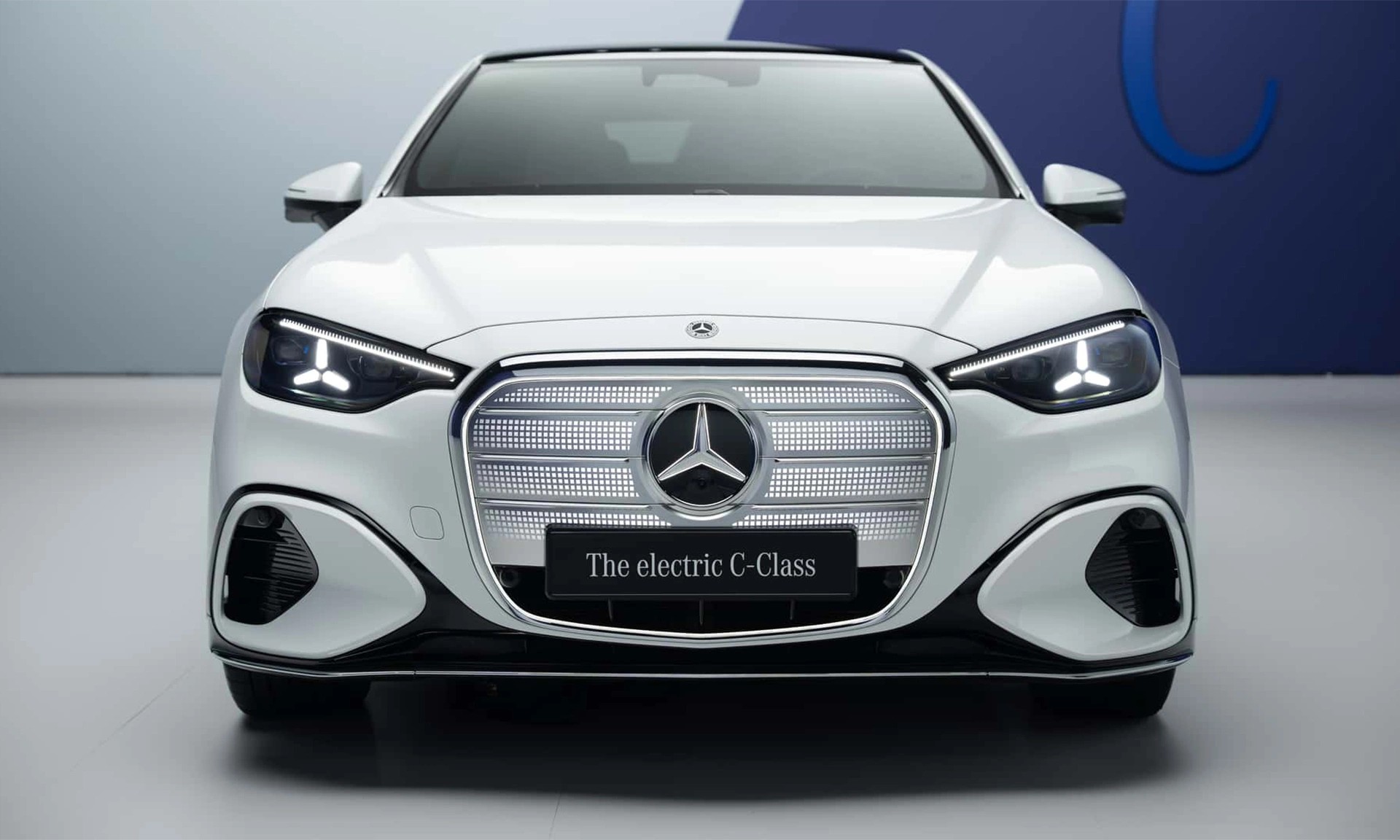 mercedes-c-class-electric-ra-mat-the-gioi-3