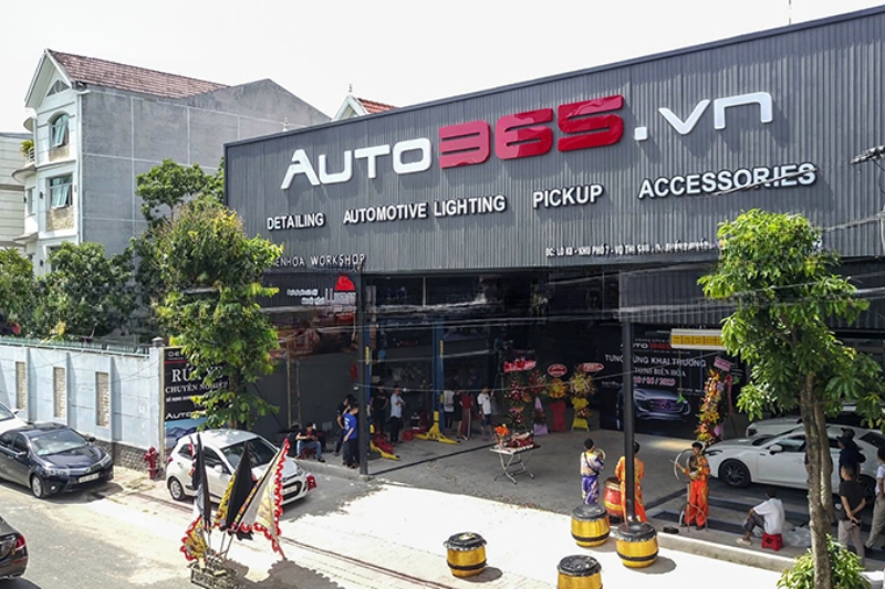 khong-gian-ben-ngoai-auto365-bien-hoa-cn1.jpg