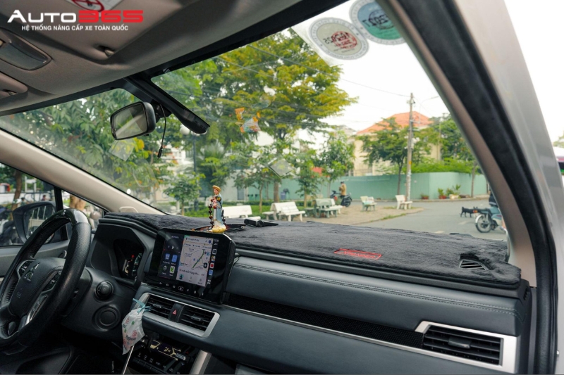 kinh-nghiem-dan-phim-cach-nhiet-kinh-lai-xe-mitsubishi-xpander.jpg