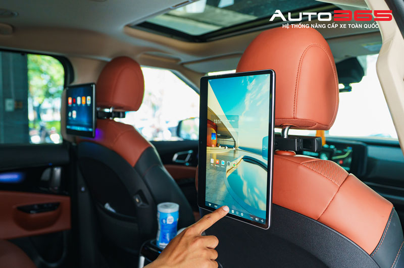 Auto365vn Lap Man Hinh Goi Dau Cho Hang Ghe Sau 5jpg Img 6a2a6da6a79e19.90644758 Auto365vn