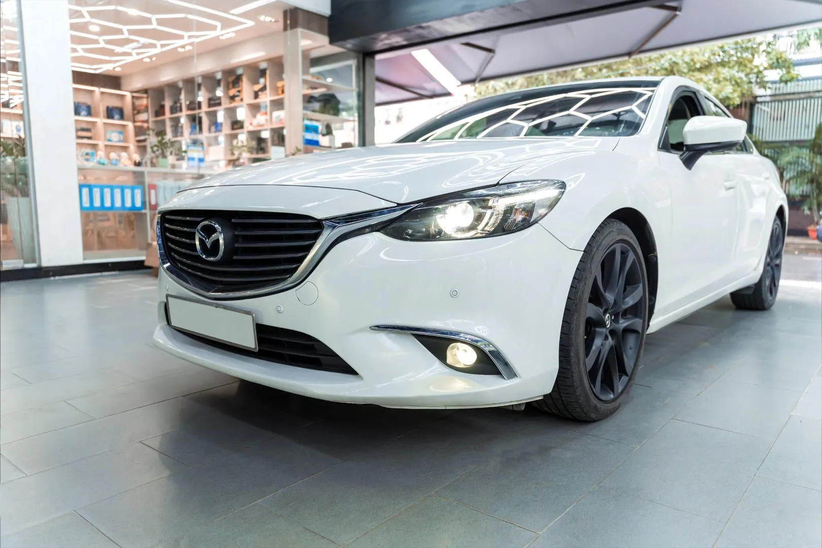 Mazda 6 2.5L 2017 khi nâng cấp GTR G1 Turbo V2, toàn xe góc bên trái