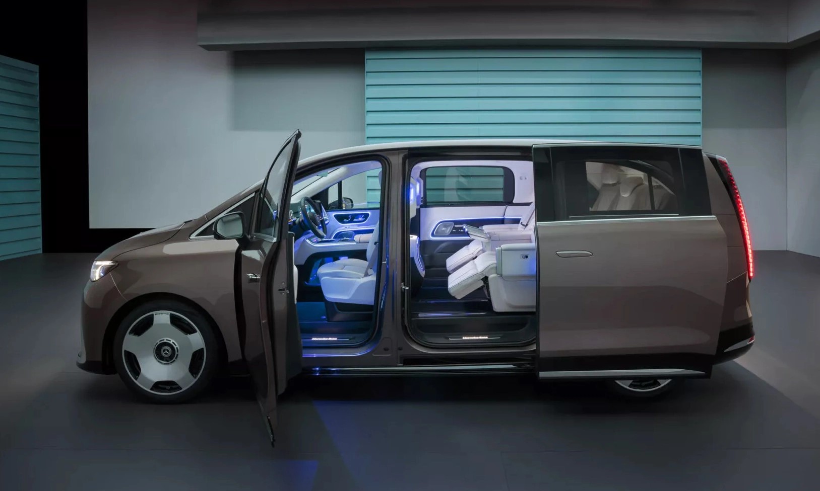 mercedes-vle-minivan-dien-sang-trong-dam-chat-limousine-cua-mercedes (5).jpg