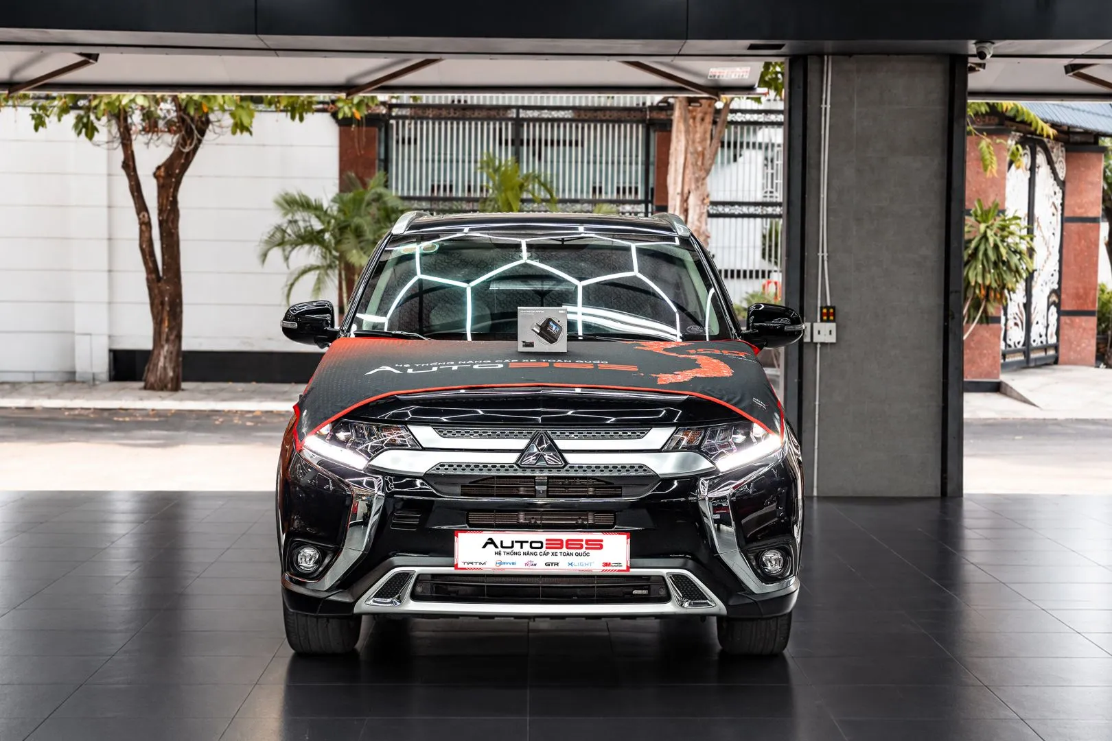Mitsubishi Outlander 2020 cùng hộp camera hành trình 70mai A510 tại Auto365.vn – Trụ Sở Chính.