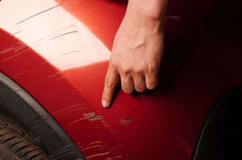 nhung-nguyen-nhan-khien-son-xe-nhanh-tray-xuoc-khi-su-dung (2).jpg