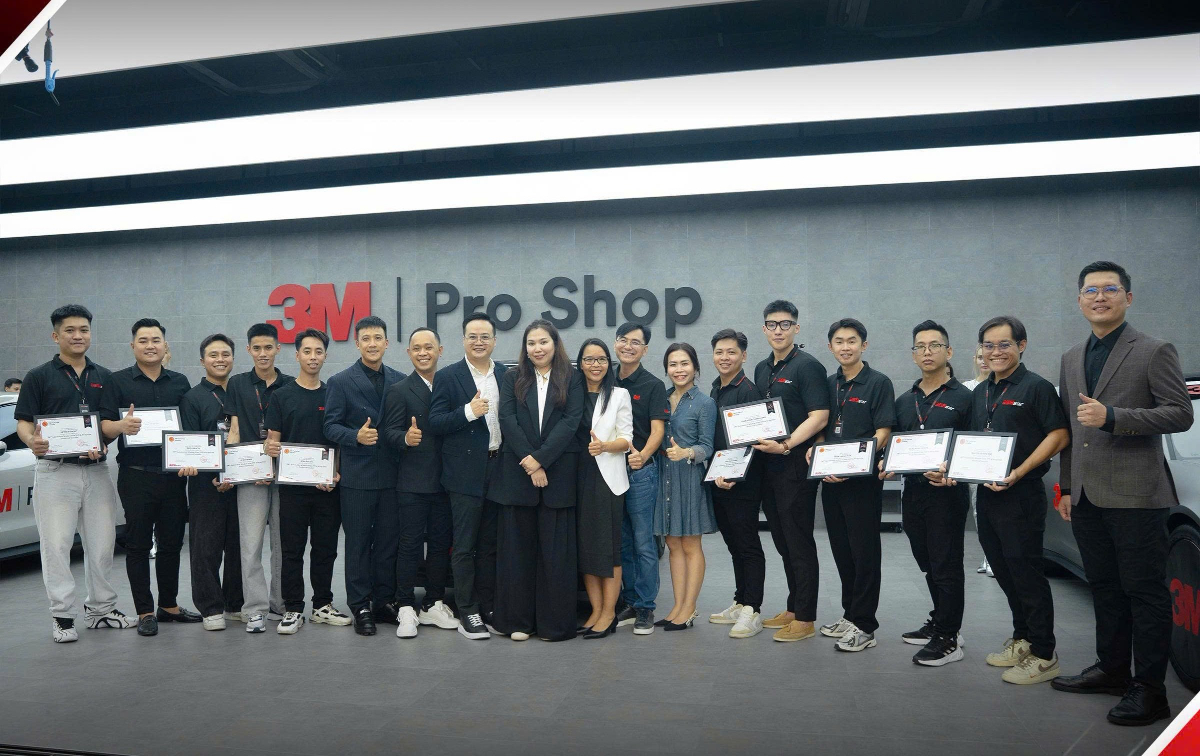 Hoạt động trao chứng nhận 3M Pro Shop và 3M Training Center.