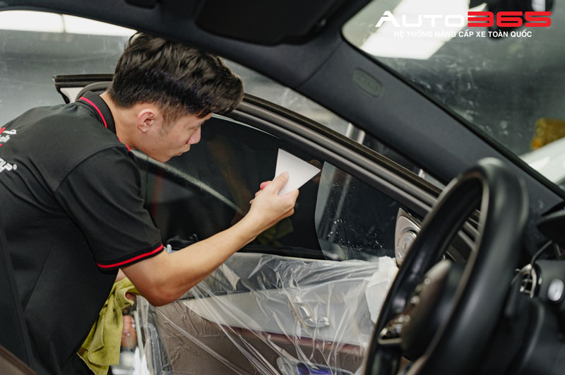 phim-cach-nhiet-o-to-anh-huong-the-nao-den-gps-song-dien-thoai (4).jpg