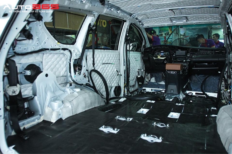 phu-gam-cach-am-chong-on-tai-auto365-hai-phong-cn2.jpg