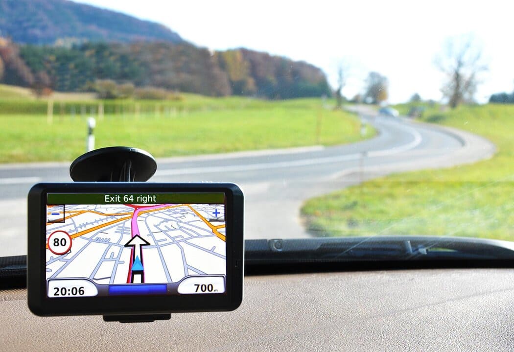 thiet-bi-dan-duong-gps.jpg
