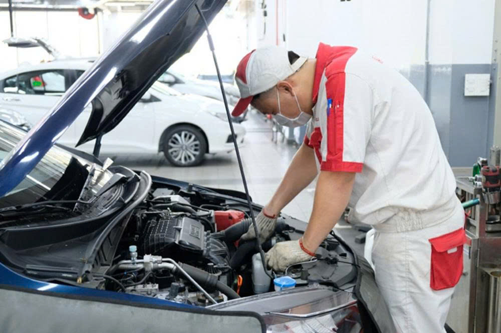 auto365vn-tong-hop-4-hang-muc-bao-duong-o-to-khien-chu-xe-ton-tien-vo-ich-1jpg-img_68a6ddde553329.82053626_auto365vn.jpg