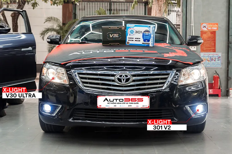 Toyota Camry 2011 sau khi hoàn thiện combo đèn chính và đèn gầm tại Auto365.vn - Trụ Sở Chính