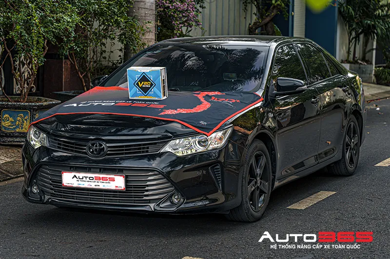 Toyota Camry 2018 2.0E lắp X-Light V20 New 2025