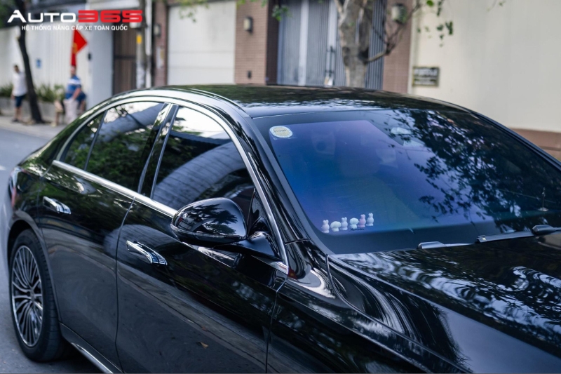 trai-nghiem-thuc-te-phim-cach-nhiet-3m-cr-blk-40 (4).jpg