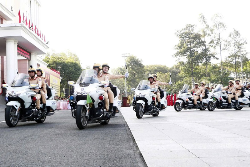 tu-10h-mung-1-tet-binh-ngo-2026-csgt-toan-quoc-ra-quan-kiem-soat-nong-do-con-khong-ngoai-le (3).jpg