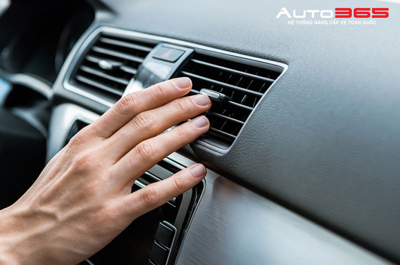 vi-sao-xe-khong-dan-phim-cach-nhiet-de-xuong-cap-noi-that (6).jpg