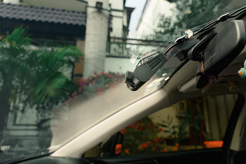 Vị trí camera trước Vietmap S720 trên Subaru Outback