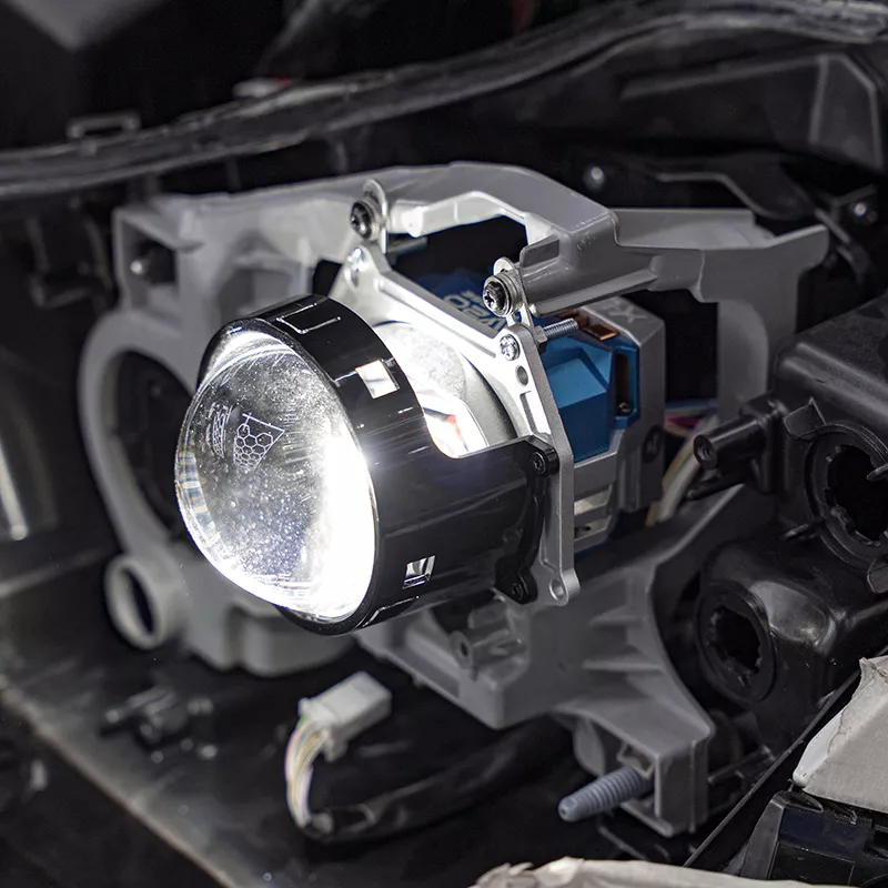 Auto365vn Xlight V20 Base 2025 Duoc Co Dinh Bang Pat Khi Thi Cong Img 6a8d051d2f2b19.61254601