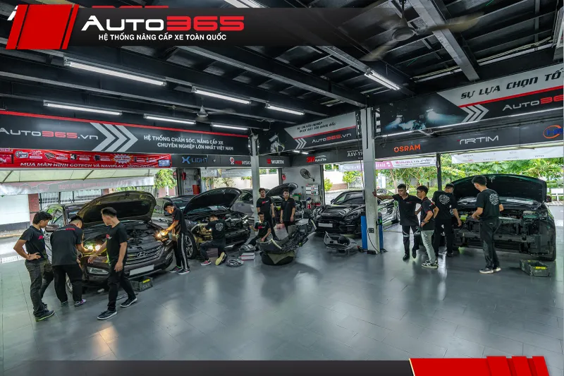 Khu vực tư vấn nâng cấp ánh sáng tại Auto365.vn - Trụ Sở Chính.