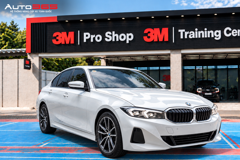 Hình 1. BMW 320i dán phim cách nhiệt 3M tại Auto365.vn - Trụ Sở Chính