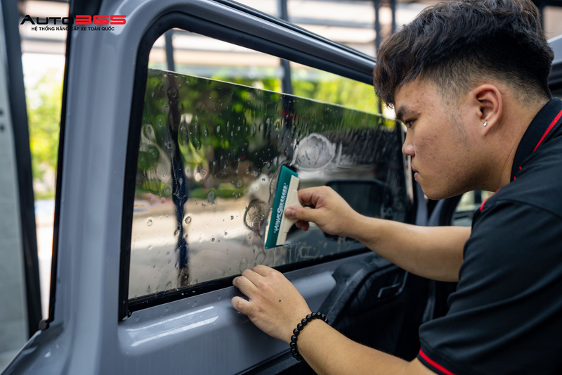 Quy trình dán phim cách nhiệt 3M Crystalline Hybrid Pro tại 3M Pro Shop &amp; 3M Training Center