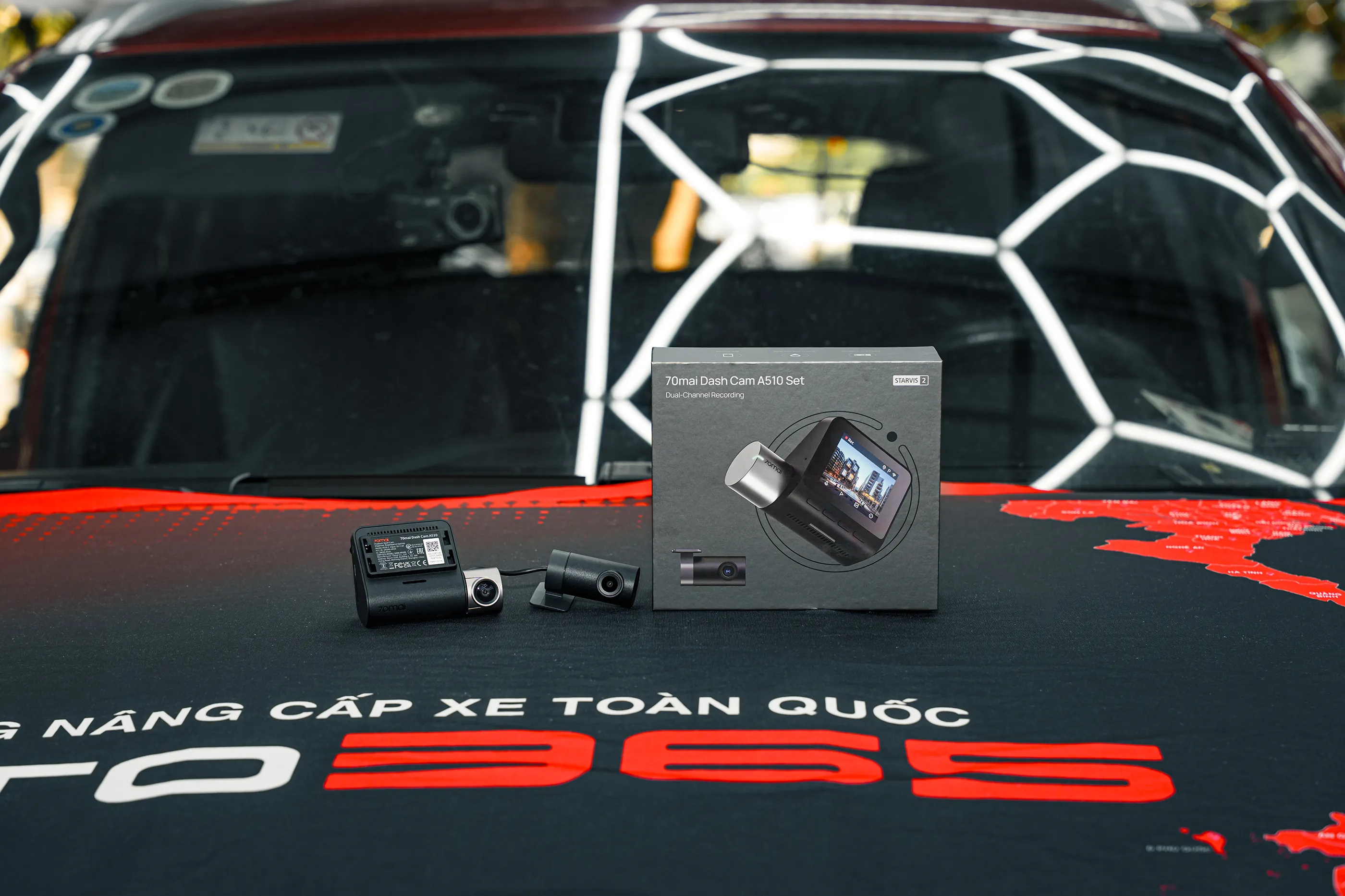 Cận cảnh hộp sản phẩm và thân máy tại Auto365.vn - Trụ Sở Chính.