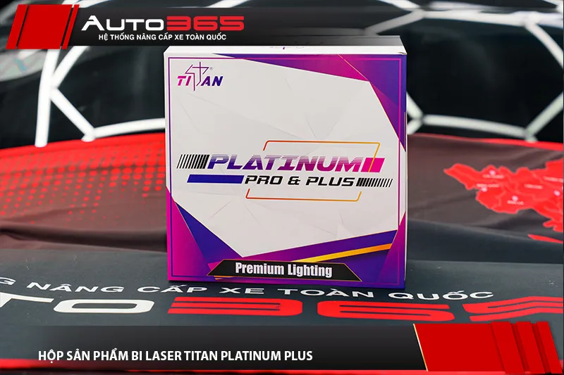 Hộp đèn Titan Platinum Plus dùng cho chiếc Ford Explorer trong bài