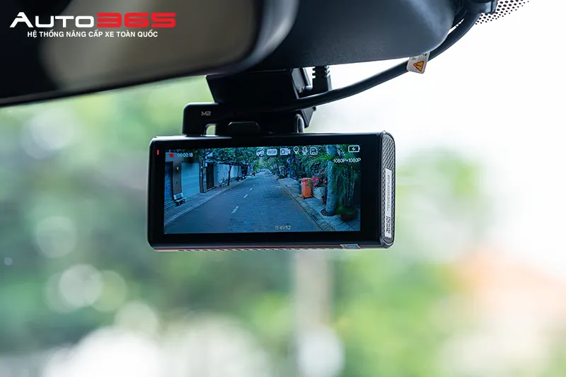 hinh anh hien thi camera sau