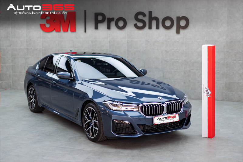 Hình ảnh xe sau khi hoàn thiện PPF, minh họa dịch vụ bảo vệ bề mặt sơn được tư vấn và thi công tại Auto365.vn - Trụ Sở Chính