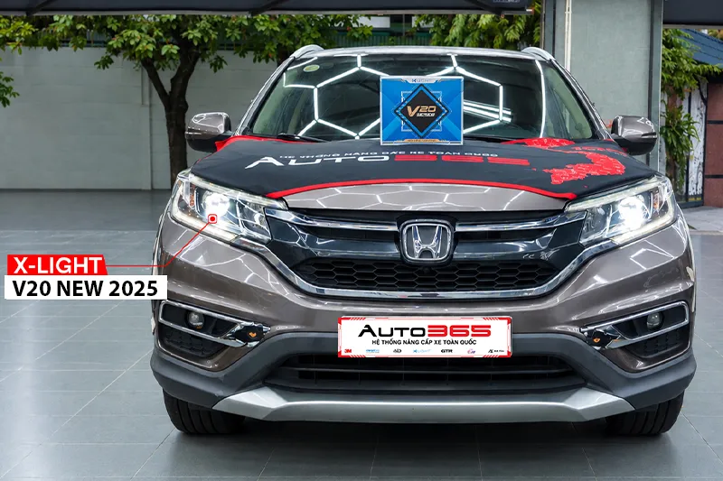 Ngoại quan phía trước chiếc CR-V sau khi hoàn thiện lắp đặt tại Auto365