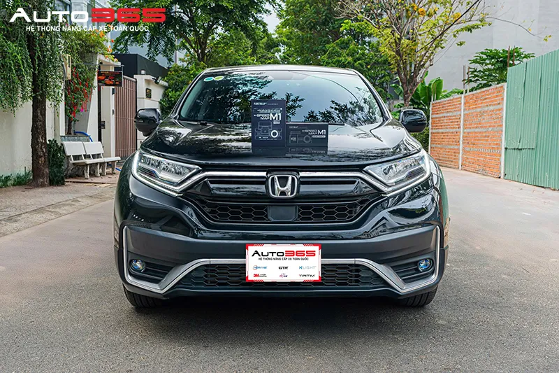 Honda CR-V 1.5G 2023 và hộp camera hành trình Vietmap SpeedMap M1