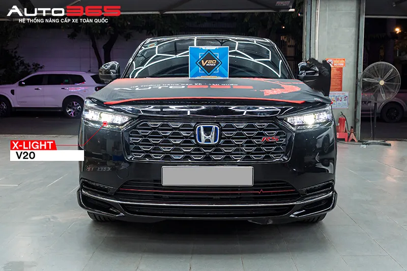 Honda HR-V tại Auto365 cùng hộp đèn X-Light V20 New