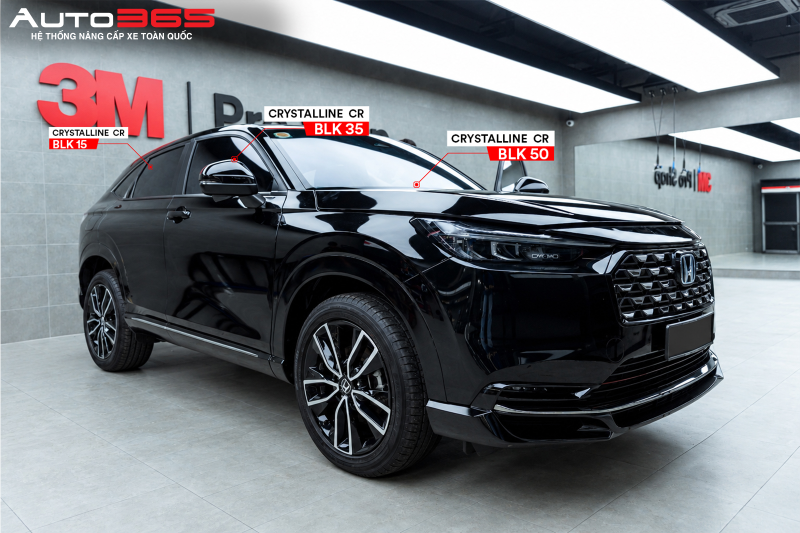 Honda HR-V màu đen với cấu hình phim 3M Crystalline CR BLK được lựa chọn theo từng vị trí kính