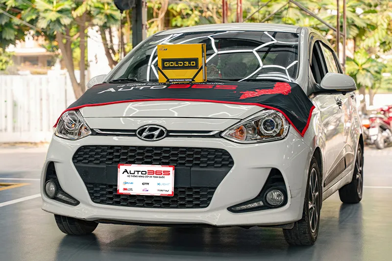 Hyundai Grand i10 2020 Base sau khi lắp bi LED Titan Gold 3.0 tại Auto365