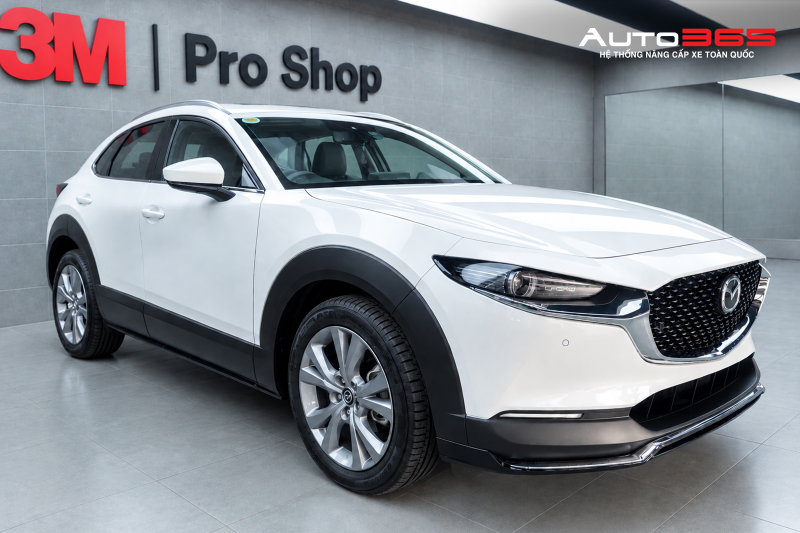 Mazda CX-30 trước khi dán phim cách nhiệt 3M tại Auto365.vn - Trụ Sở Chính
