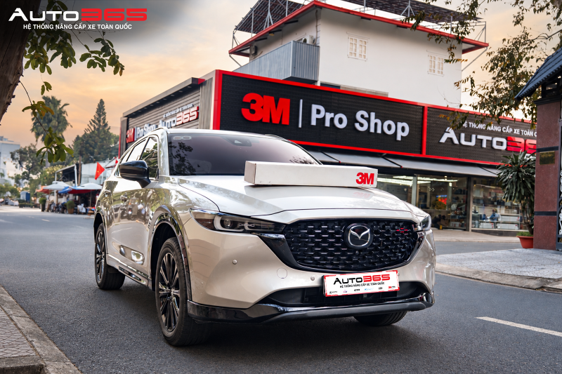 Mazda CX-5 dán 3M Crystalline CR BLK 40 cho kính lái tại Auto365.vn - Trụ Sở Chính