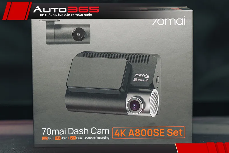 Hộp camera hành trình 70mai A800SE đặt trên xe