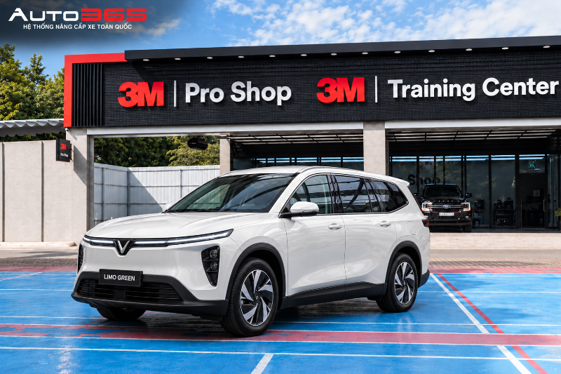 Minh họa VinFast Limo Green dán phim cách nhiệt tại Auto365.vn - Trụ Sở Chính