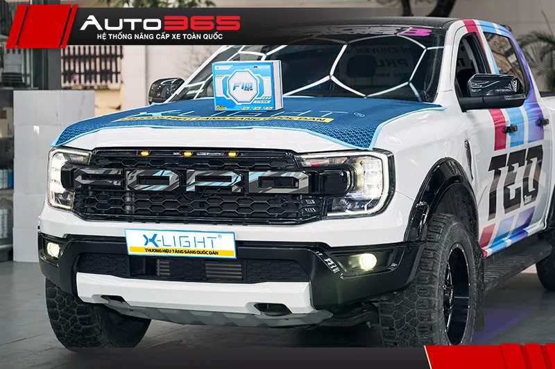 Ford Ranger XLS 2023 trong bài nâng cấp bi gầm tại Auto365.