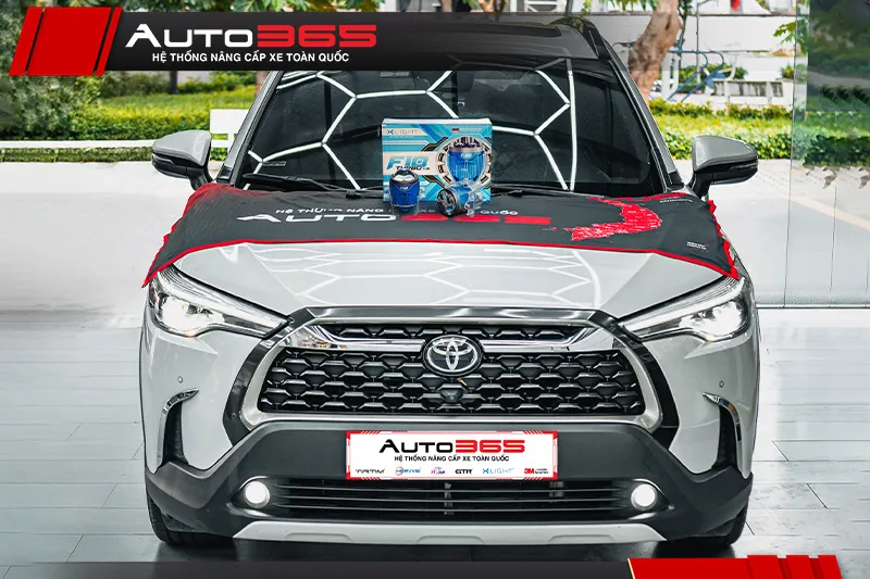 Ngoại quan Toyota Corolla Cross 1.8HV 2024 tại Auto365