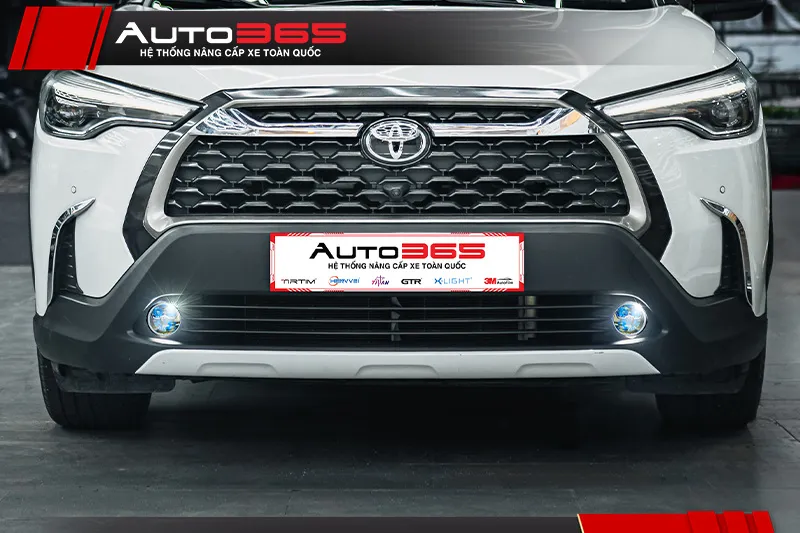 Phần đầu Corolla Cross 1.8HV với cặp bi gầm sau nâng cấp